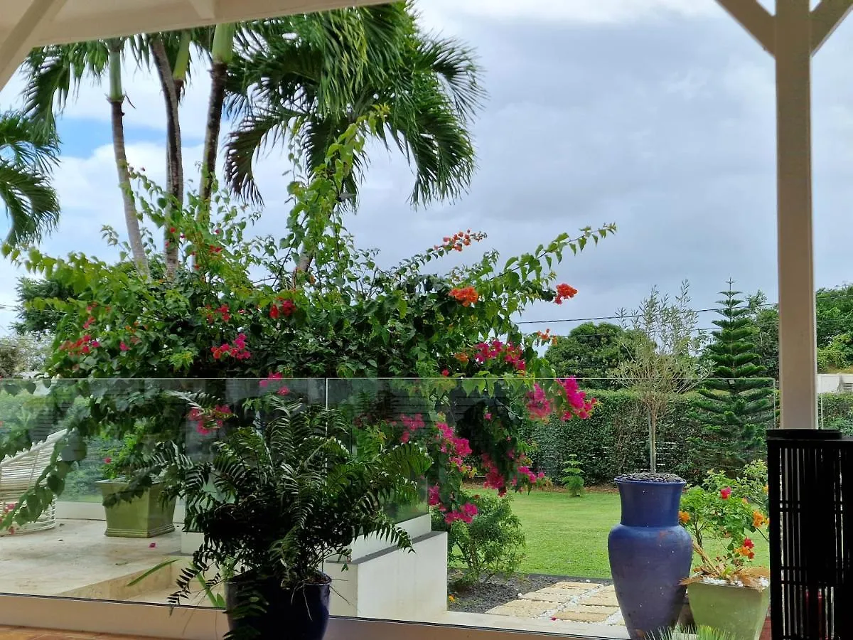 Appartements De Luxe . Propriete De Luxe Baie-Mahault