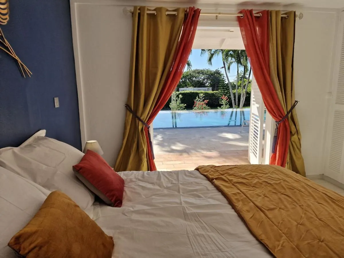 Appartements De Luxe . Propriete De Luxe Baie-Mahault